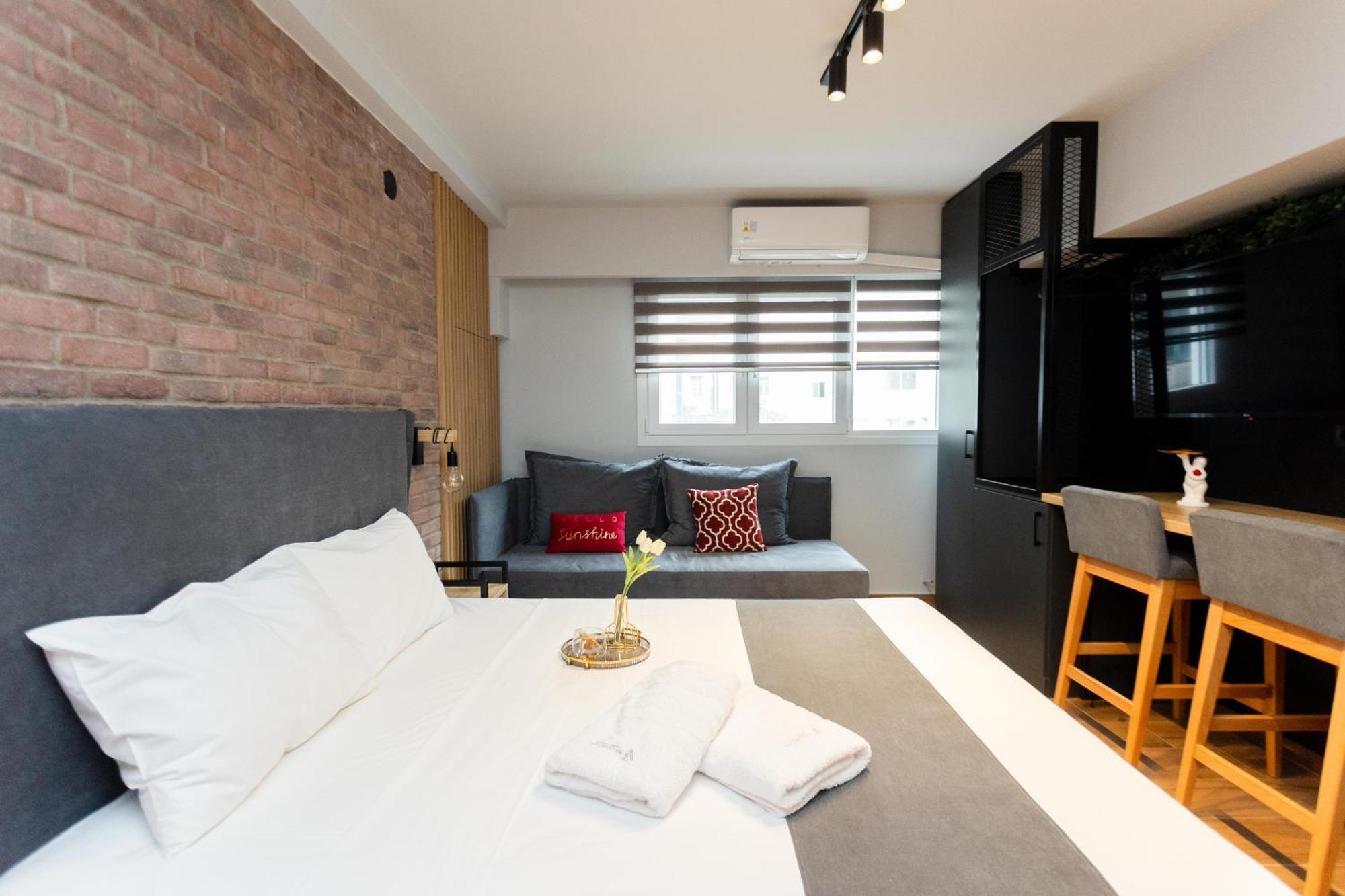 Valaoritou 3 Luxury Rooms テッサロニキ エクステリア 写真